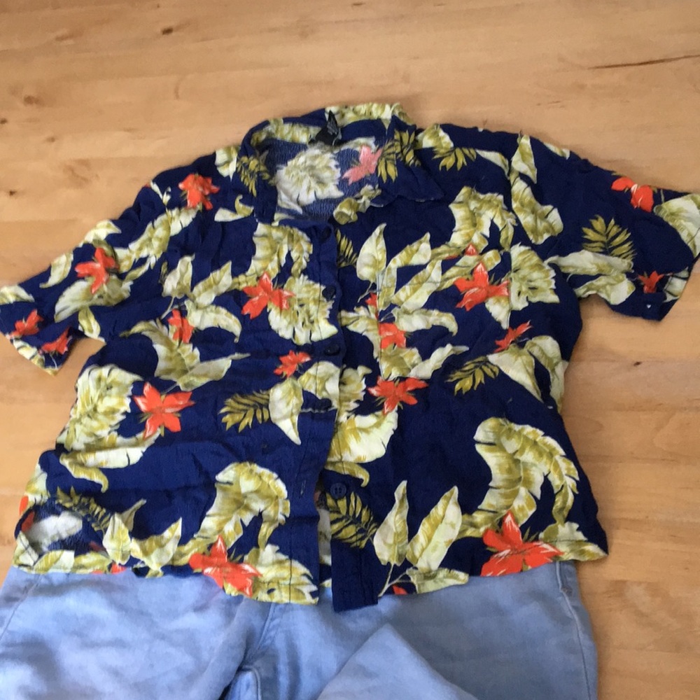 Hawaiian shirt!